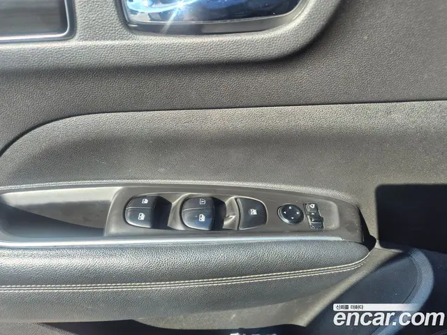 Renault (Samsung) QM6 2017 2.0 автомат (гидро), миниатюра 9