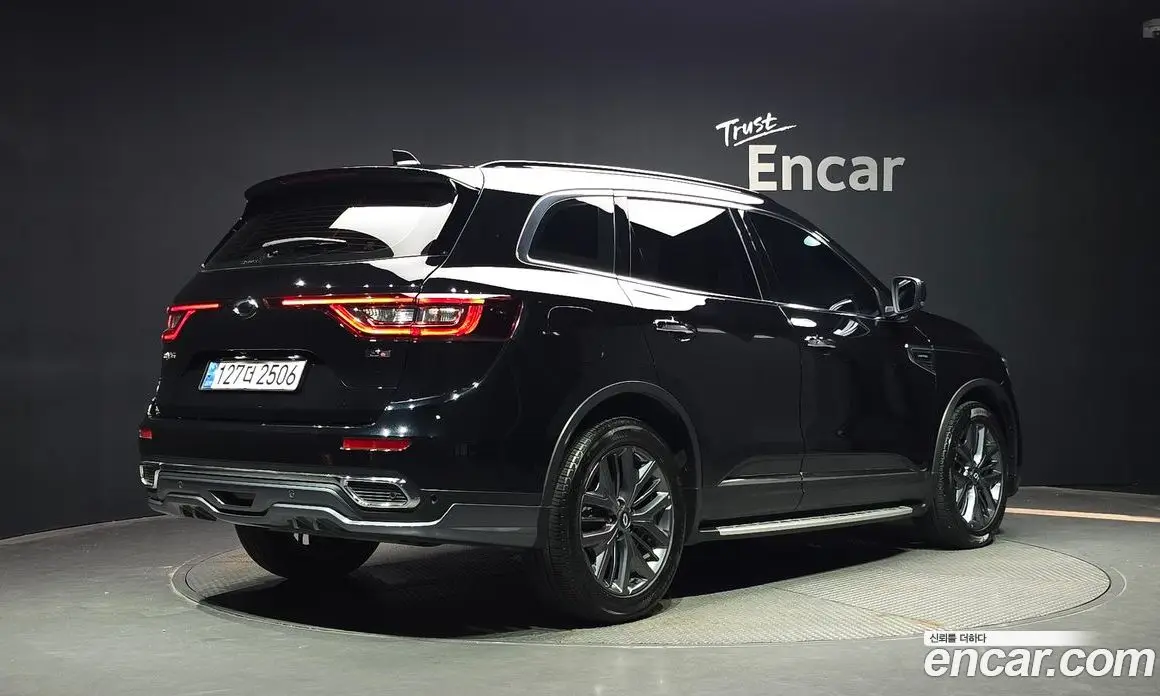 Renault (Samsung) QM6 2020 2.0 автомат (гидро), фото 1 Renault (Samsung) QM6 2020 2.0 автомат (гидро), фото 1