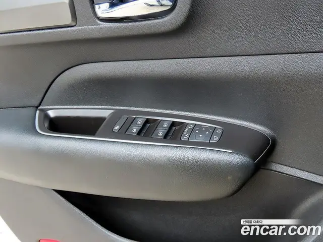 Renault (Samsung) QM6 2022 2.0 автомат (гидро), миниатюра 11 Renault (Samsung) QM6 2022 2.0 автомат (гидро), миниатюра 11