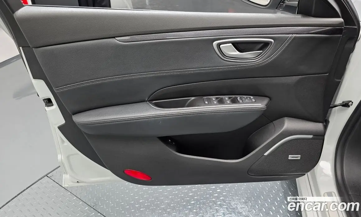 Renault (Samsung) SM6 2016 1.5 автомат (гидро), фото 13 Renault (Samsung) SM6 2016 1.5 автомат (гидро), фото 13