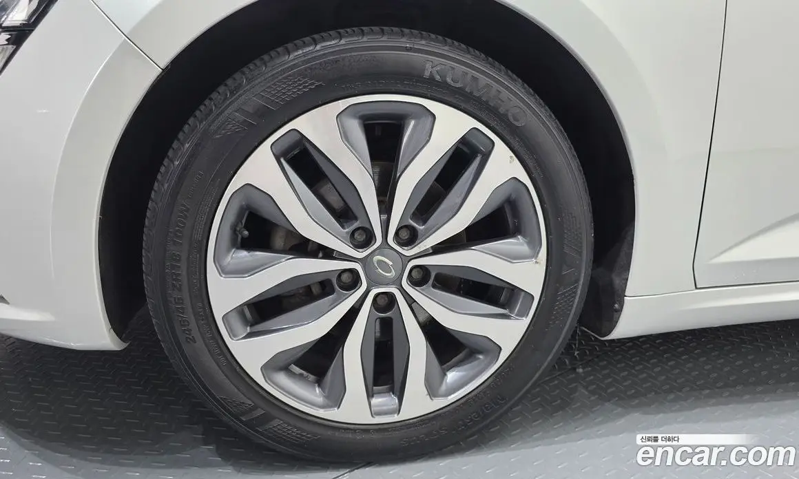 Renault (Samsung) SM6 2016 1.5 автомат (гидро), фото 4 Renault (Samsung) SM6 2016 1.5 автомат (гидро), фото 4