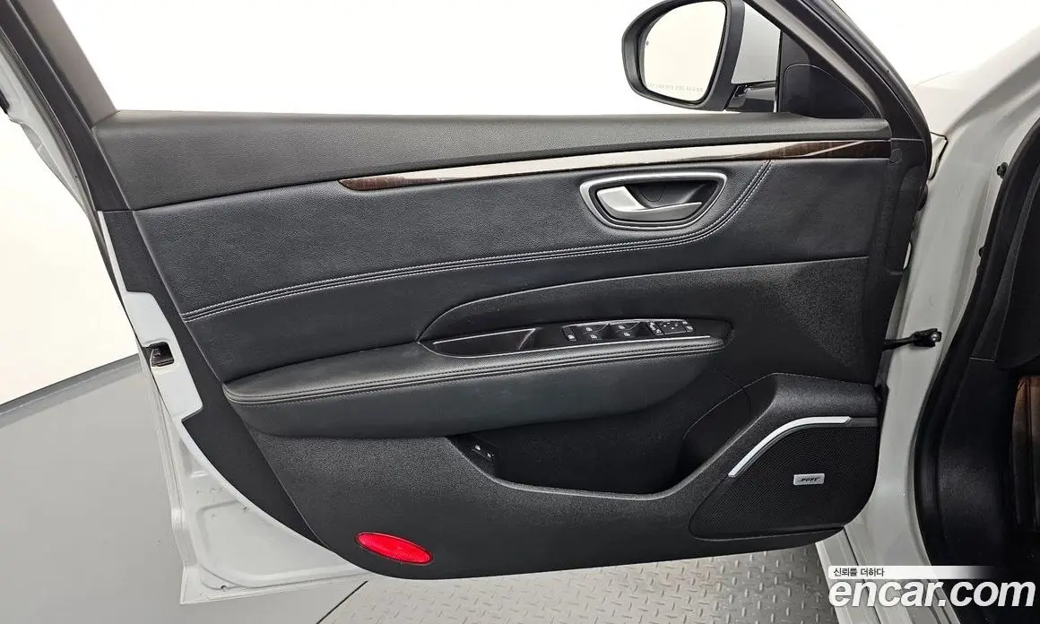 Renault (Samsung) SM6 2016 2.0 автомат (гидро), фото 14 Renault (Samsung) SM6 2016 2.0 автомат (гидро), фото 14