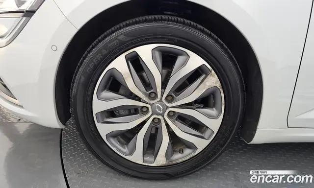 Renault (Samsung) SM6 2016 2.0 автомат (гидро), миниатюра 5 Renault (Samsung) SM6 2016 2.0 автомат (гидро), миниатюра 5