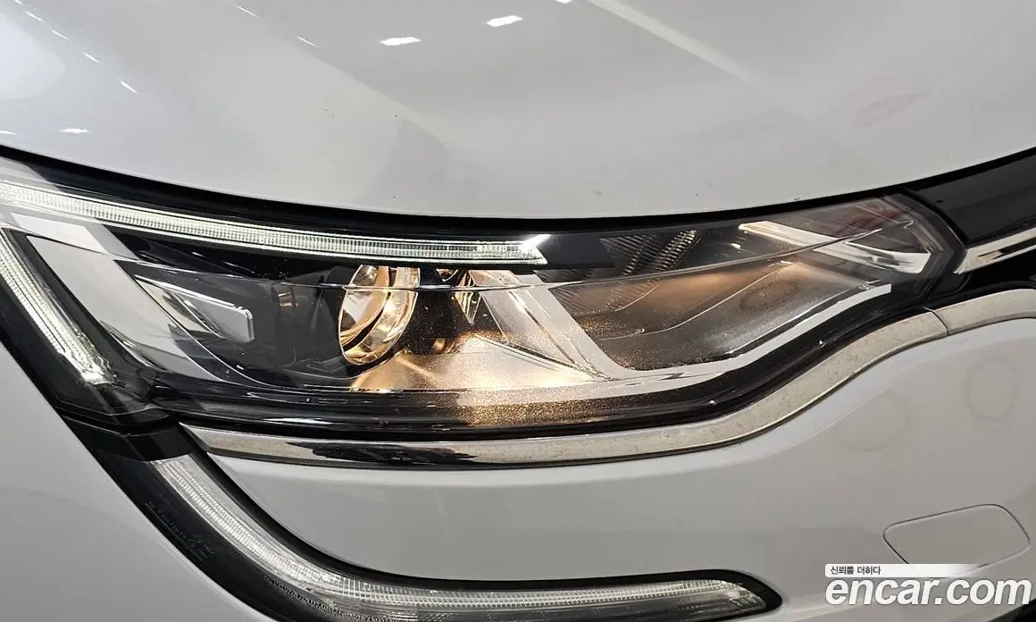 Renault (Samsung) SM6 2016 2.0 автомат (гидро), фото 8 Renault (Samsung) SM6 2016 2.0 автомат (гидро), фото 8