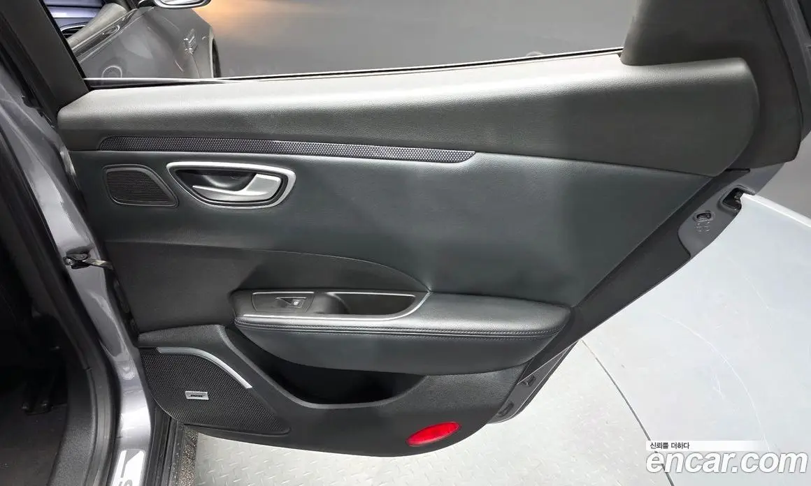 Renault (Samsung) SM6 2016 2.0 автомат (гидро), фото 15 Renault (Samsung) SM6 2016 2.0 автомат (гидро), фото 15