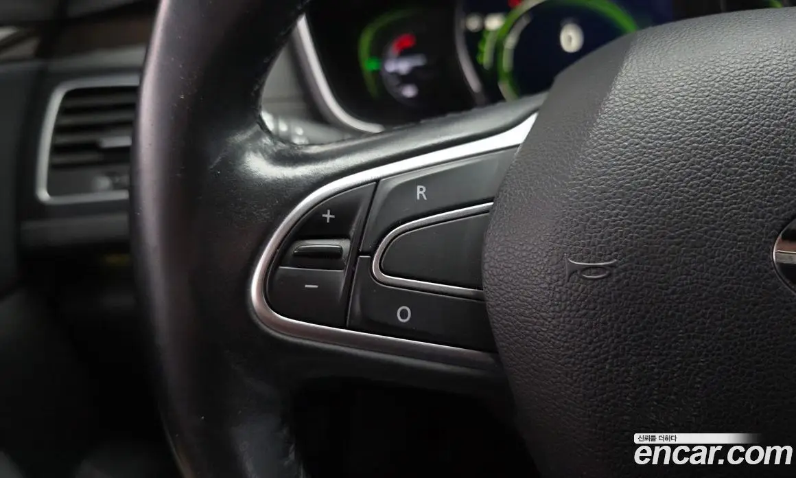 Renault (Samsung) SM6 2016 2.0 автомат (гидро), фото 19 Renault (Samsung) SM6 2016 2.0 автомат (гидро), фото 19