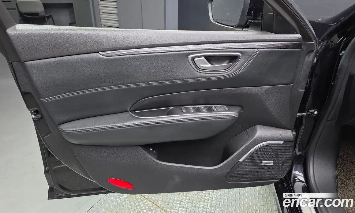 Renault (Samsung) SM6 2017 2.0 автомат (гидро), фото 14 Renault (Samsung) SM6 2017 2.0 автомат (гидро), фото 14