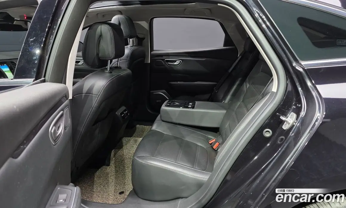 Renault (Samsung) SM6 2017 2.0 автомат (гидро), фото 16 Renault (Samsung) SM6 2017 2.0 автомат (гидро), фото 16