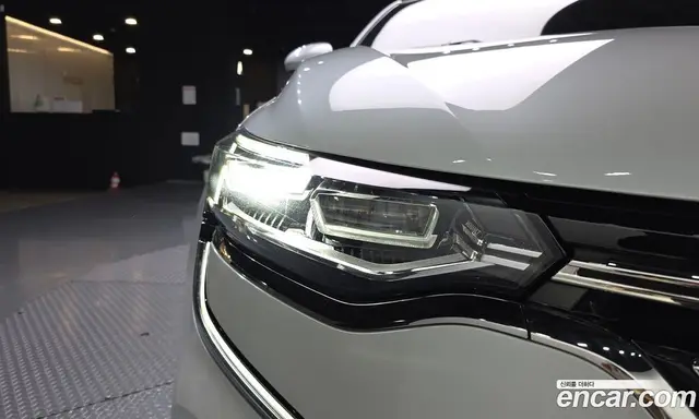 Renault (Samsung) SM6 2020 1.3 автомат (гидро), миниатюра 8