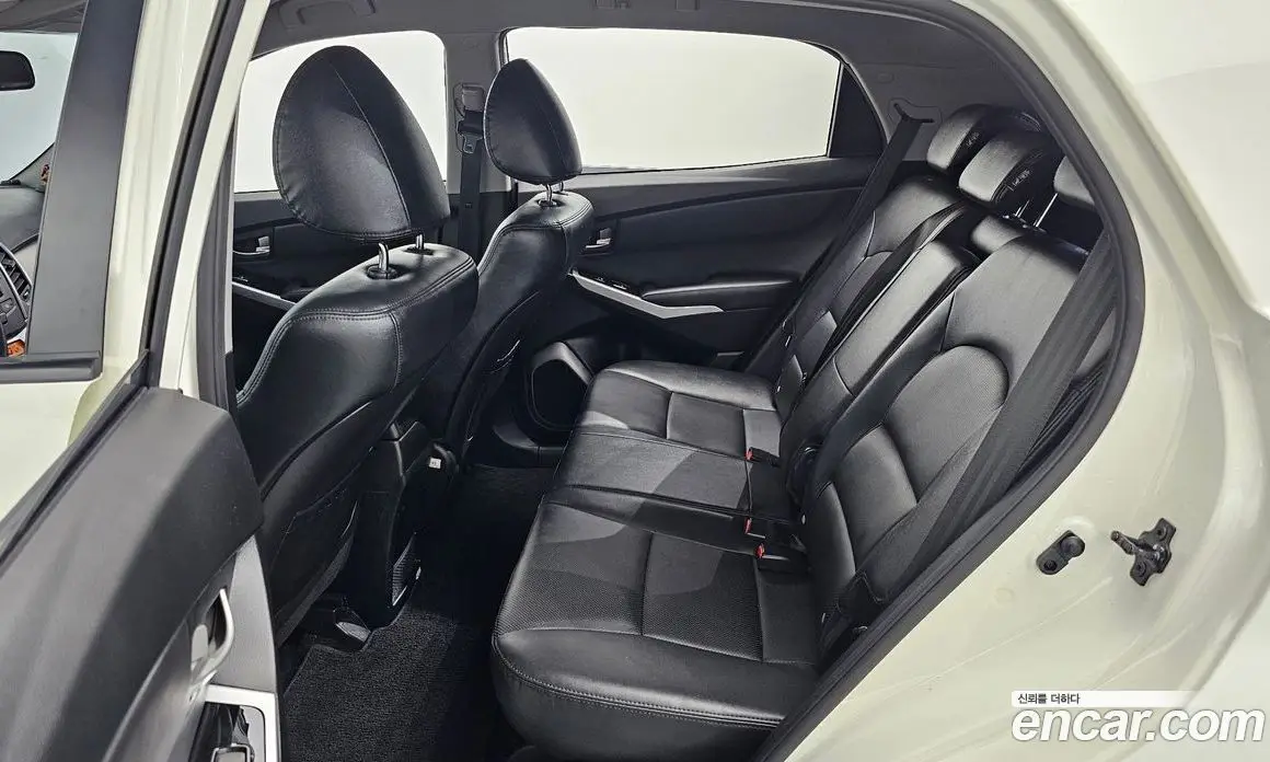 SsangYong Korando 2014 2.0 автомат (гидро), фото 17 SsangYong Korando 2014 2.0 автомат (гидро), фото 17