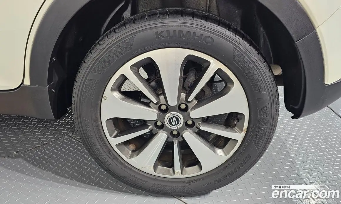 SsangYong Korando 2014 2.0 автомат (гидро), фото 6 SsangYong Korando 2014 2.0 автомат (гидро), фото 6