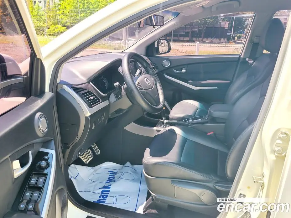 SsangYong Korando 2015 2.2 автомат (гидро), фото 13