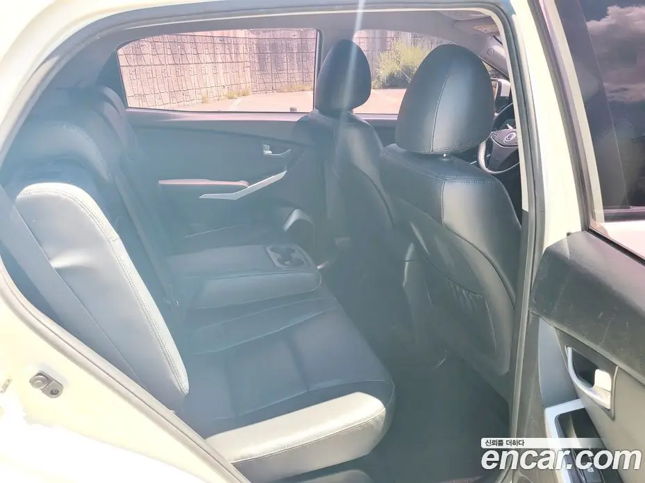 SsangYong Korando 2015 2.2 автомат (гидро), фото 15