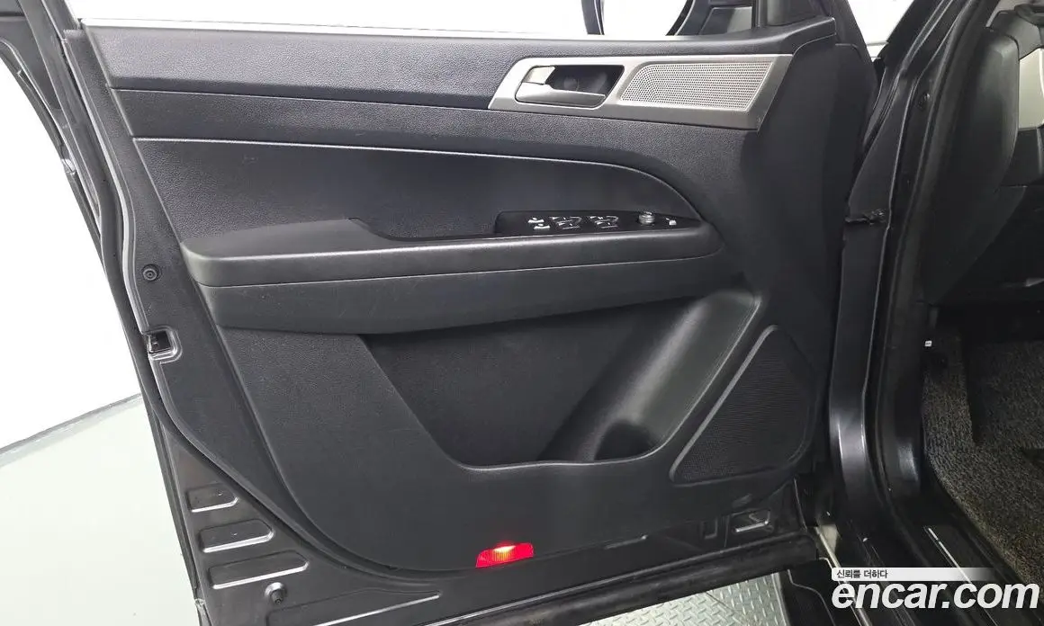 SsangYong Rexton 2018 2.2 автомат (гидро), фото 14