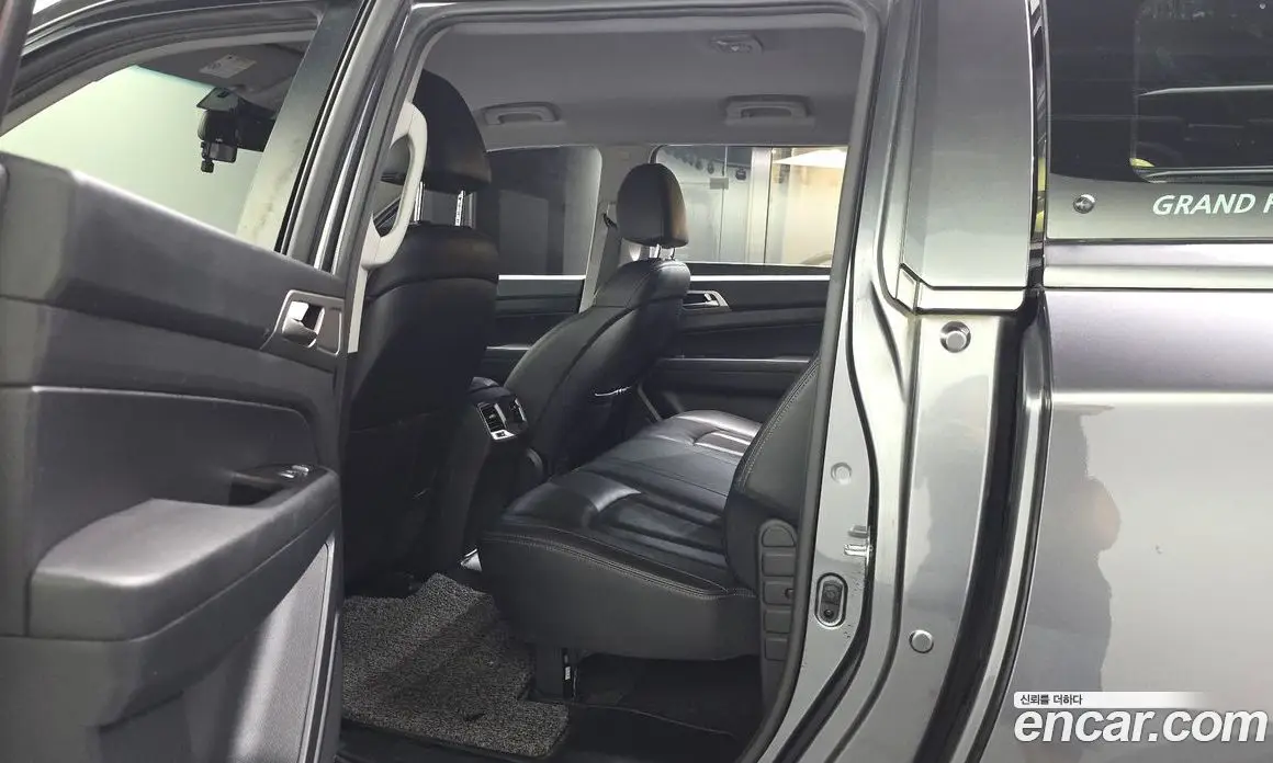 SsangYong Rexton 2018 2.2 автомат (гидро), фото 16
