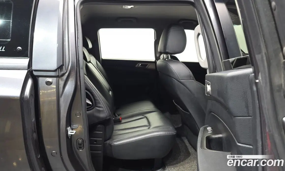 SsangYong Rexton 2018 2.2 автомат (гидро), фото 18