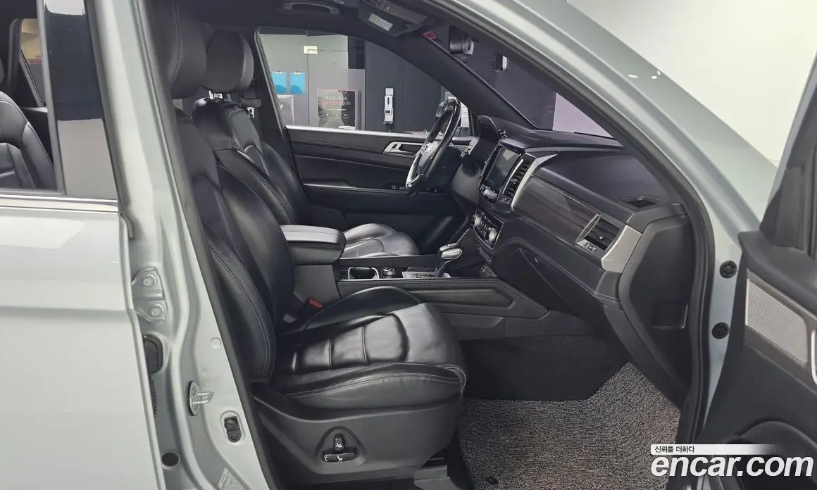 SsangYong Rexton 2019 2.2 автомат (гидро), фото 17 SsangYong Rexton 2019 2.2 автомат (гидро), фото 17