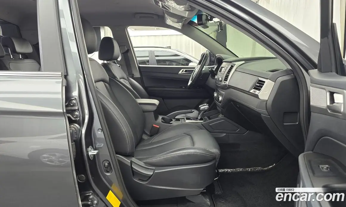 SsangYong Rexton 2019 2.2 автомат (гидро), фото 16