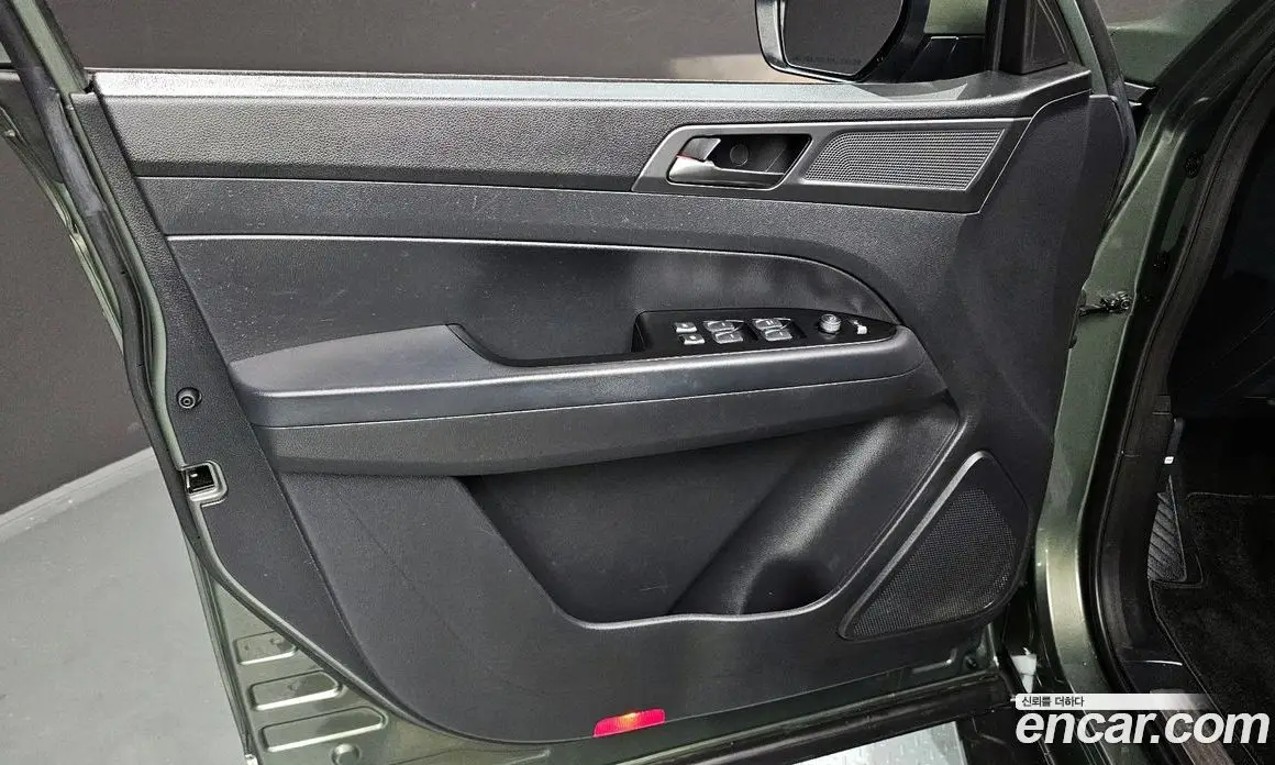 SsangYong Rexton 2022 2.2 автомат (гидро), фото 14 SsangYong Rexton 2022 2.2 автомат (гидро), фото 14