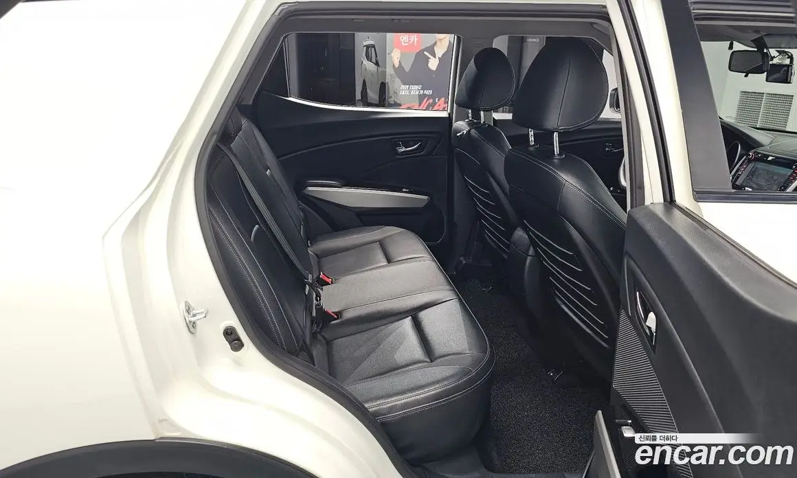 SsangYong TIBOLI 2015 1.6 автомат (гидро), фото 12 SsangYong TIBOLI 2015 1.6 автомат (гидро), фото 12