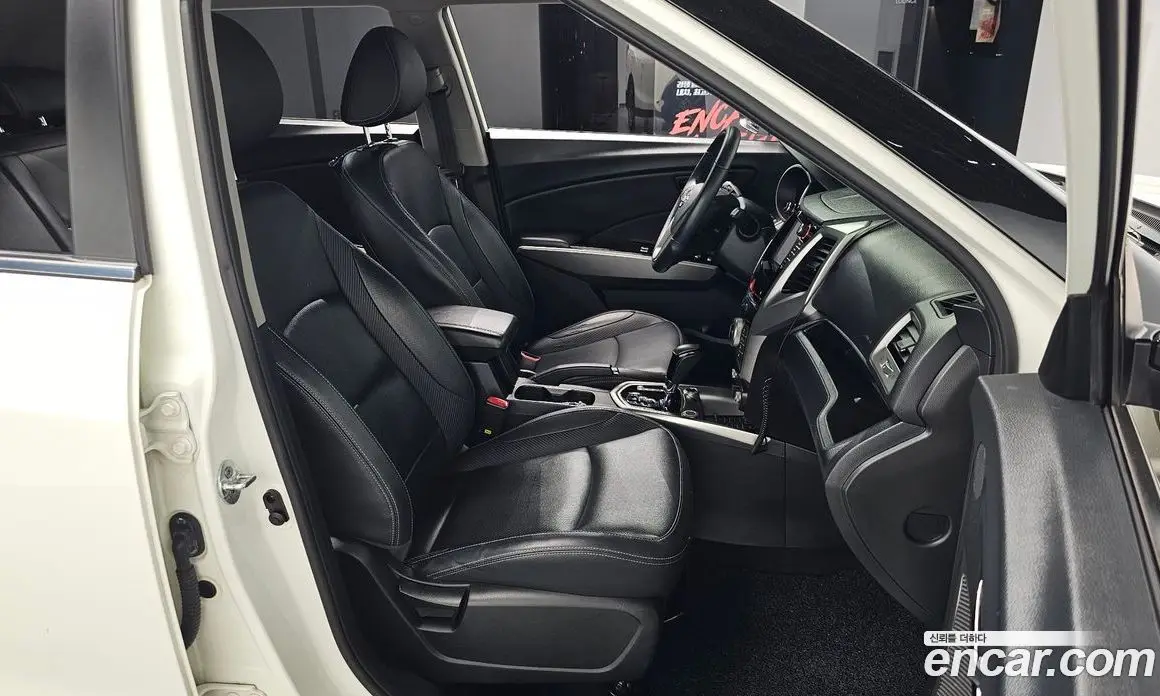 SsangYong TIBOLI 2015 1.6 автомат (гидро), фото 16 SsangYong TIBOLI 2015 1.6 автомат (гидро), фото 16