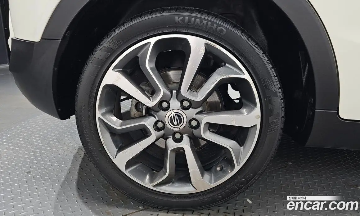 SsangYong TIBOLI 2015 1.6 автомат (гидро), фото 6 SsangYong TIBOLI 2015 1.6 автомат (гидро), фото 6