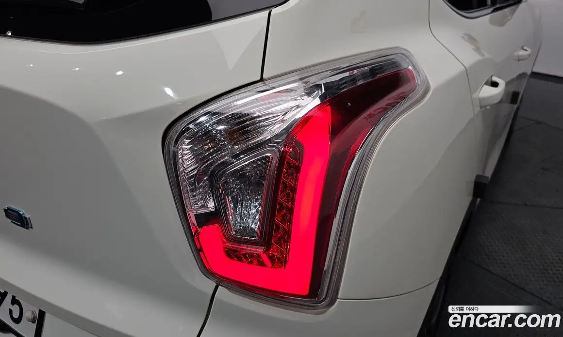 SsangYong TIBOLI 2015 1.6 автомат (гидро), фото 8 SsangYong TIBOLI 2015 1.6 автомат (гидро), фото 8