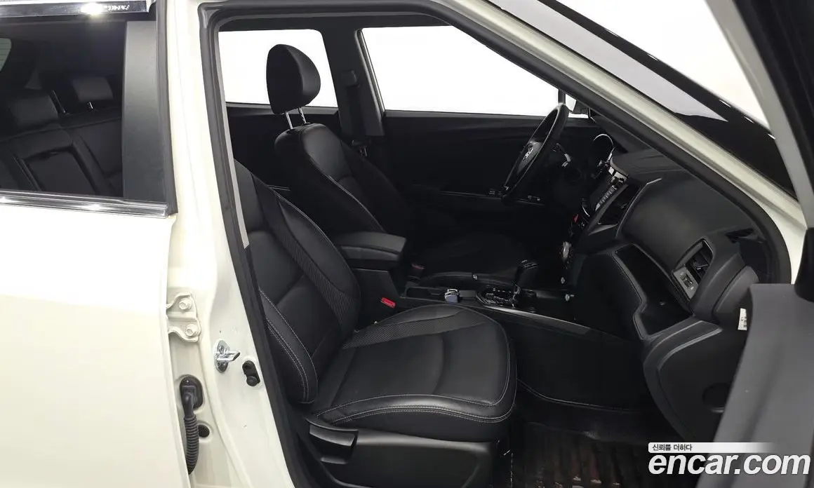 SsangYong TIBOLI 2017 1.6 автомат (гидро), фото 15