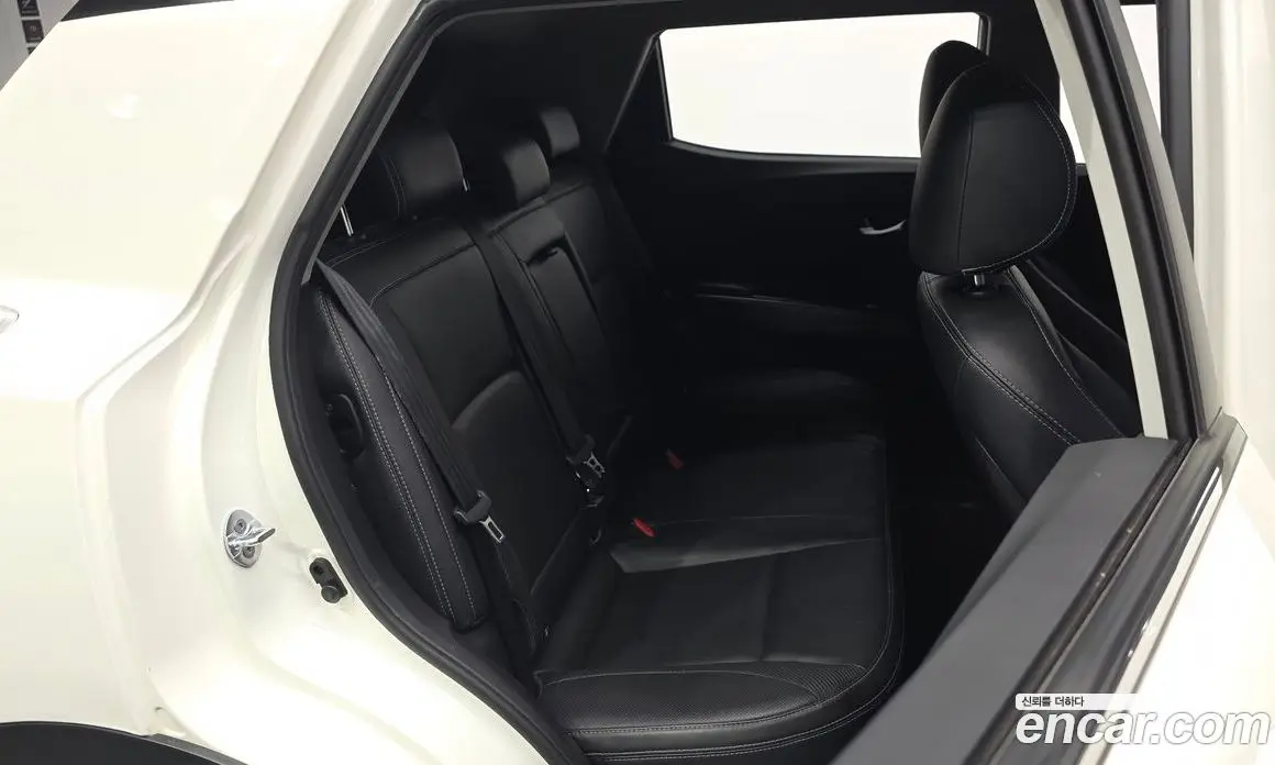 SsangYong TIBOLI 2017 1.6 автомат (гидро), фото 16