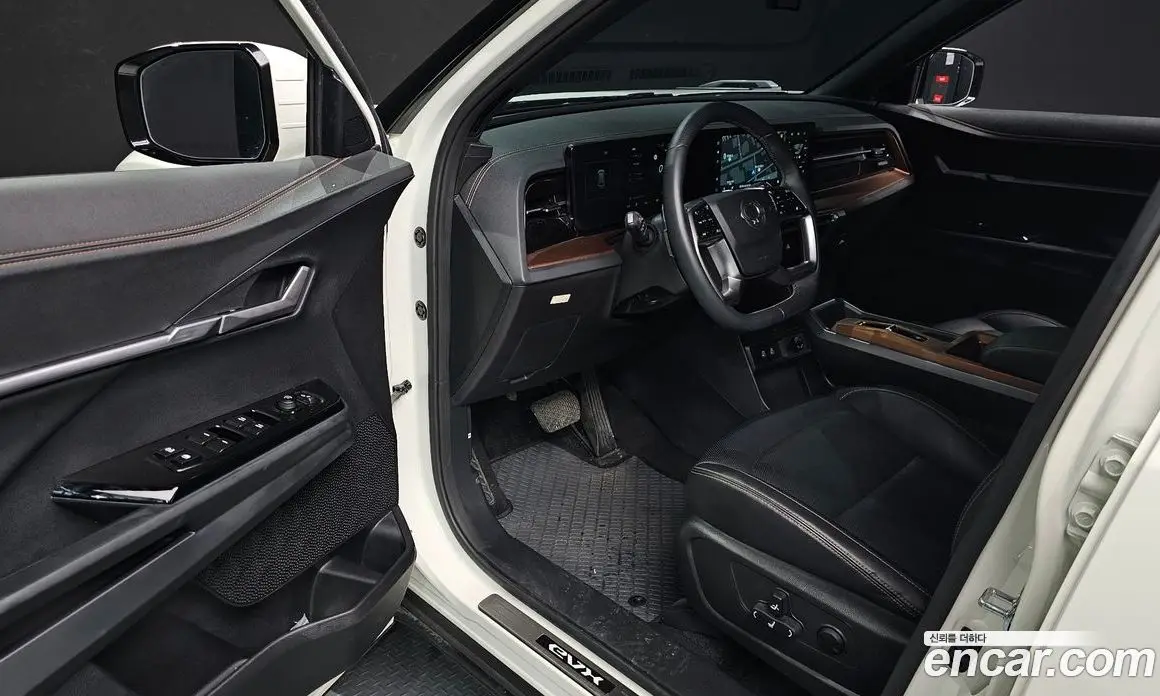 SsangYong Torres 2024 0.2 автомат (гидро), фото 13