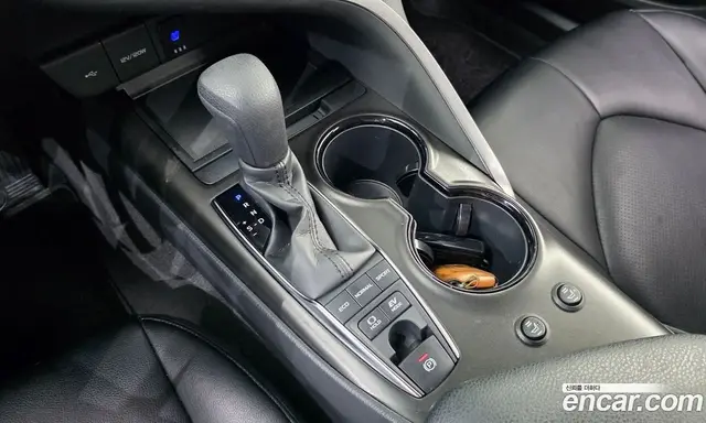 Toyota Camry 2021 2.5 автомат (гидро), миниатюра 12