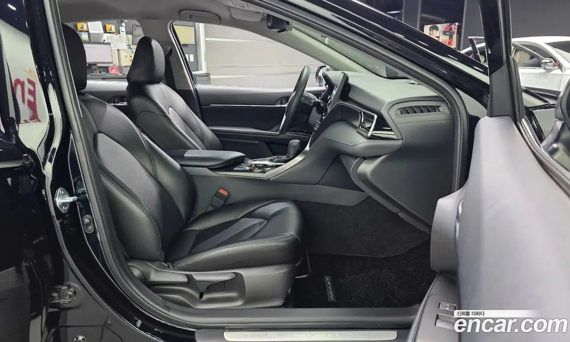 Toyota Camry 2021 2.5 автомат (гидро), фото 17 Toyota Camry 2021 2.5 автомат (гидро), фото 17