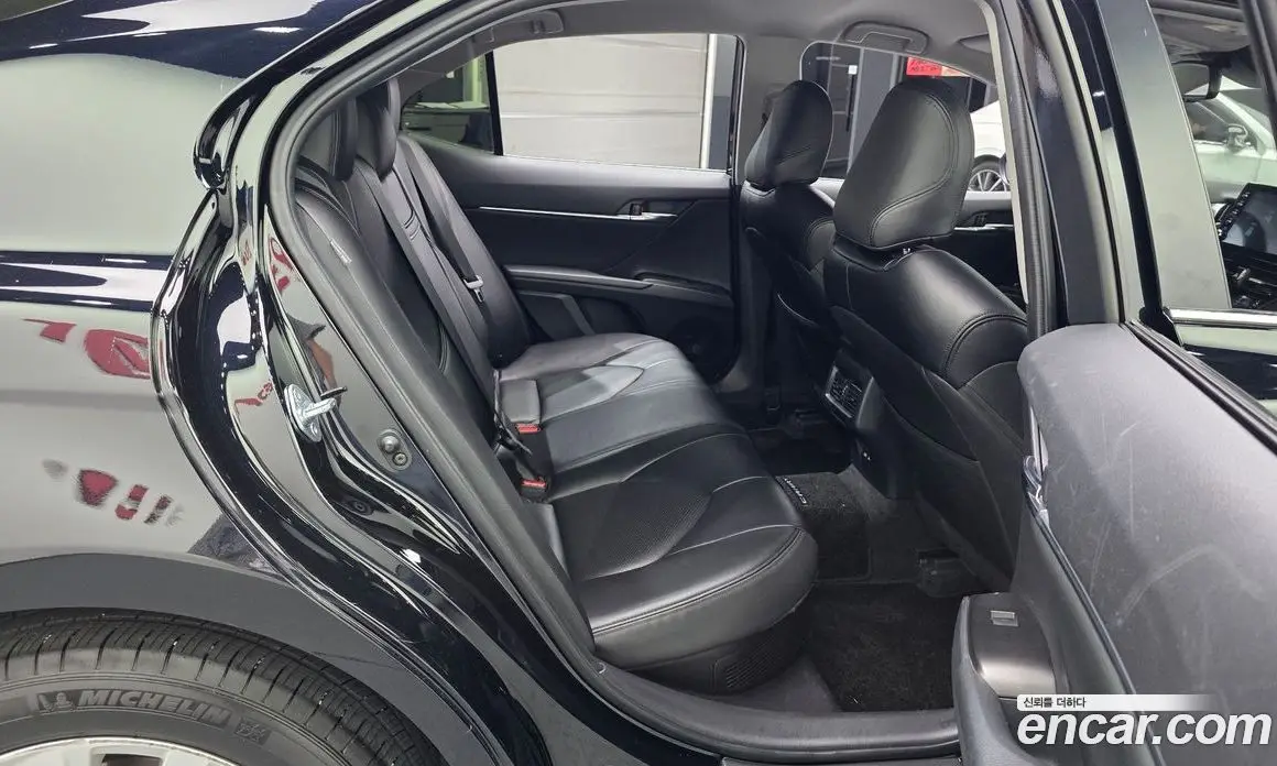 Toyota Camry 2021 2.5 автомат (гидро), фото 18 Toyota Camry 2021 2.5 автомат (гидро), фото 18