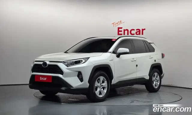 Toyota RAV4, 2020, 63 436 км Toyota RAV4, 2020, 63 436 км