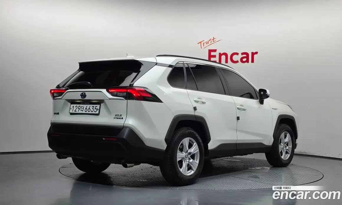 Toyota RAV4 2020 2.5 автомат (гидро), фото 2 Toyota RAV4 2020 2.5 автомат (гидро), фото 2