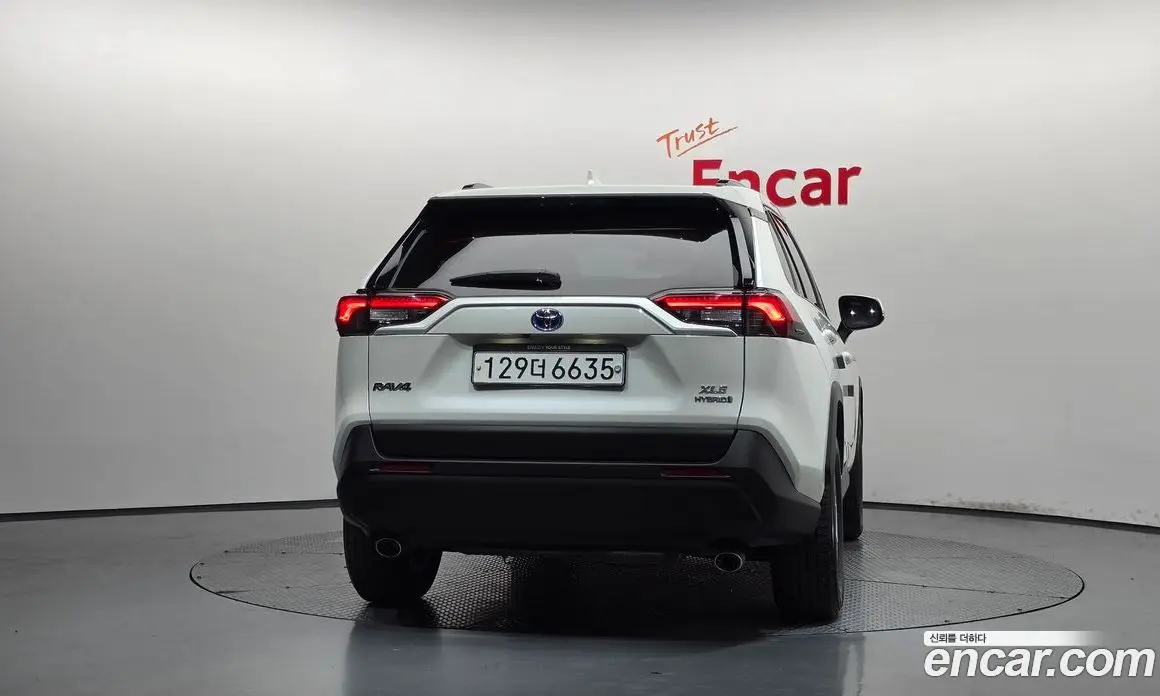 Toyota RAV4 2020 2.5 автомат (гидро), фото 4 Toyota RAV4 2020 2.5 автомат (гидро), фото 4