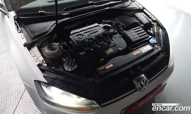 Volkswagen Golf 2015 2.0 автомат (гидро), миниатюра 5 Volkswagen Golf 2015 2.0 автомат (гидро), миниатюра 5
