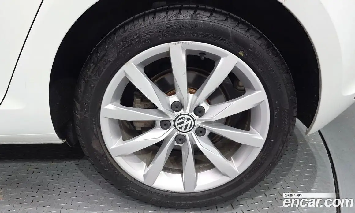 Volkswagen Golf 2015 2.0 автомат (гидро), фото 6 Volkswagen Golf 2015 2.0 автомат (гидро), фото 6