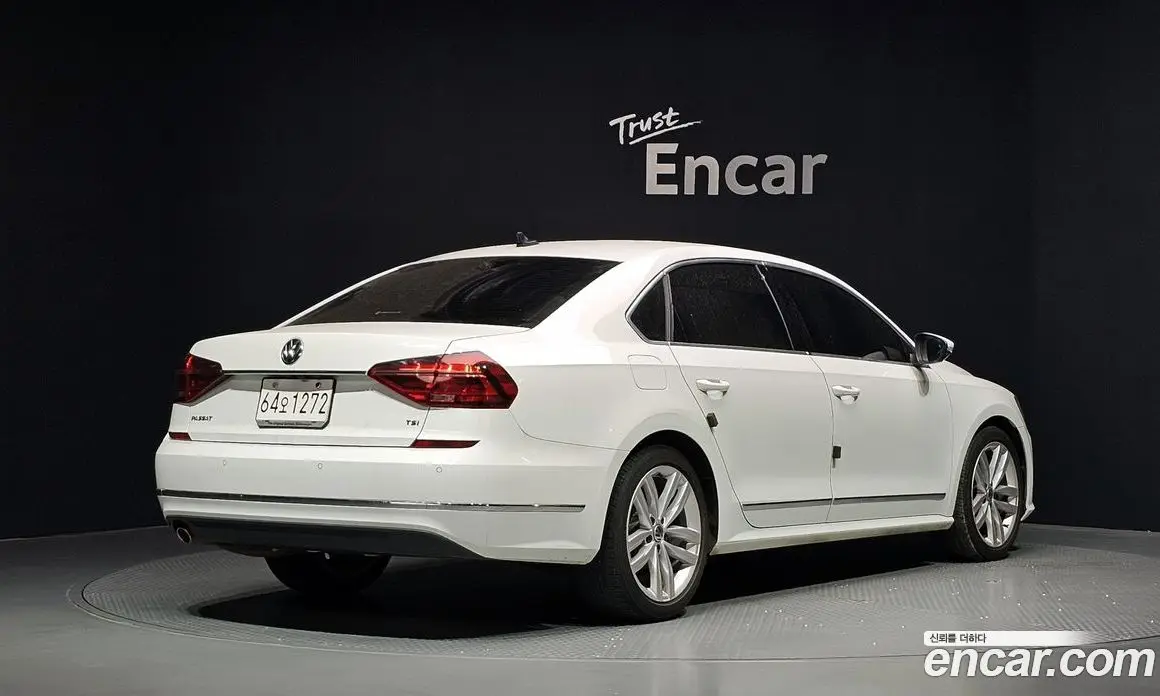 Volkswagen Passat 2018 2.0 автомат (гидро), фото 2 Volkswagen Passat 2018 2.0 автомат (гидро), фото 2