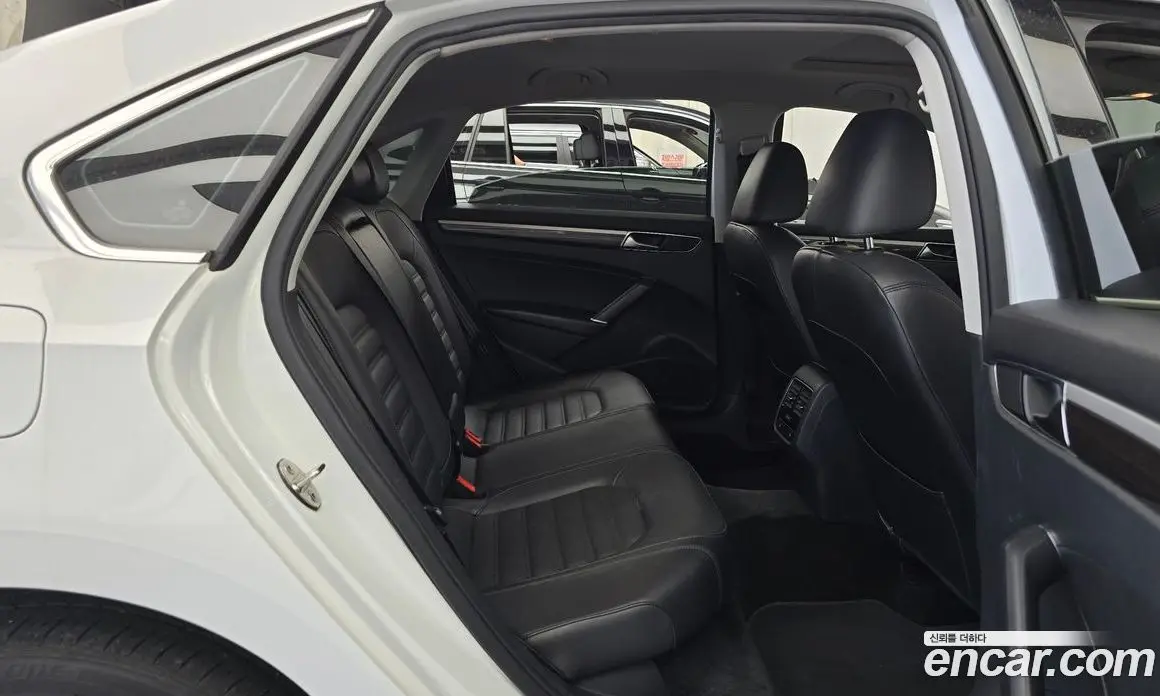 Volkswagen Passat 2018 2.0 автомат (гидро), фото 18 Volkswagen Passat 2018 2.0 автомат (гидро), фото 18