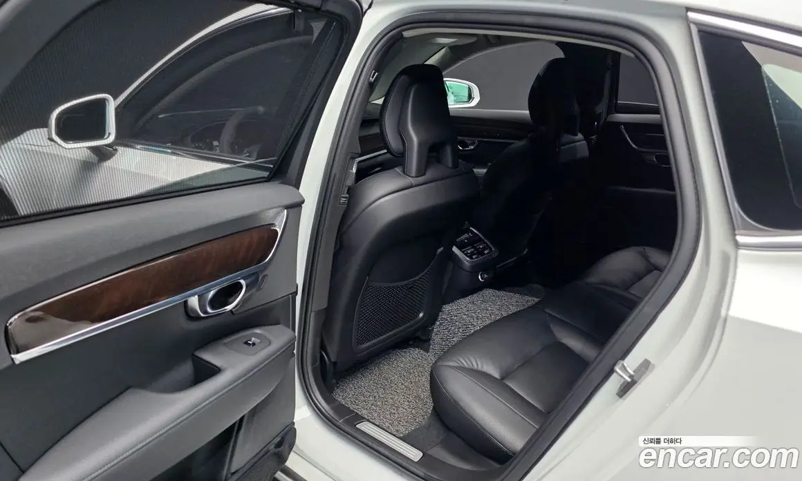 Volvo S90 2018 2.0 автомат (гидро), фото 16 Volvo S90 2018 2.0 автомат (гидро), фото 16