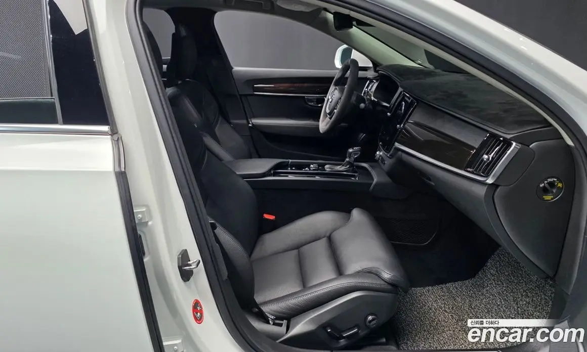 Volvo S90 2018 2.0 автомат (гидро), фото 17 Volvo S90 2018 2.0 автомат (гидро), фото 17