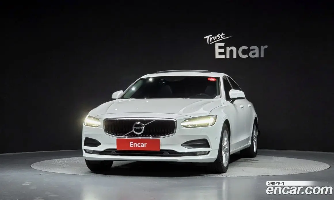 Volvo S90 2018 2.0 автомат (гидро), фото 3 Volvo S90 2018 2.0 автомат (гидро), фото 3
