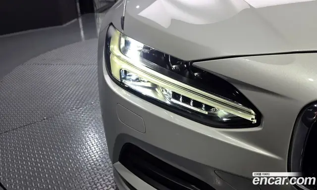 Volvo S90 2018 2.0 автомат (гидро), миниатюра 8 Volvo S90 2018 2.0 автомат (гидро), миниатюра 8