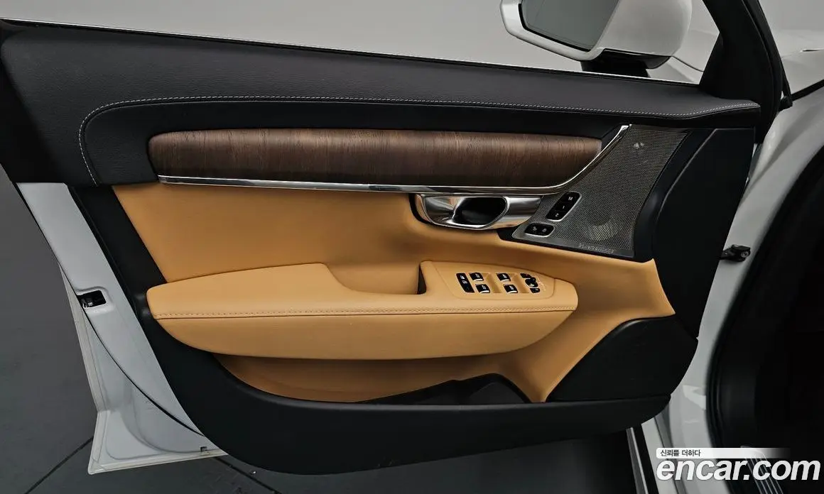 Volvo S90 2024 2.0 автомат (гидро), фото 13 Volvo S90 2024 2.0 автомат (гидро), фото 13