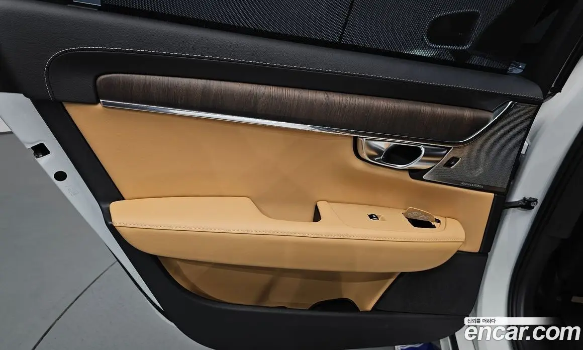 Volvo S90 2024 2.0 автомат (гидро), фото 14 Volvo S90 2024 2.0 автомат (гидро), фото 14