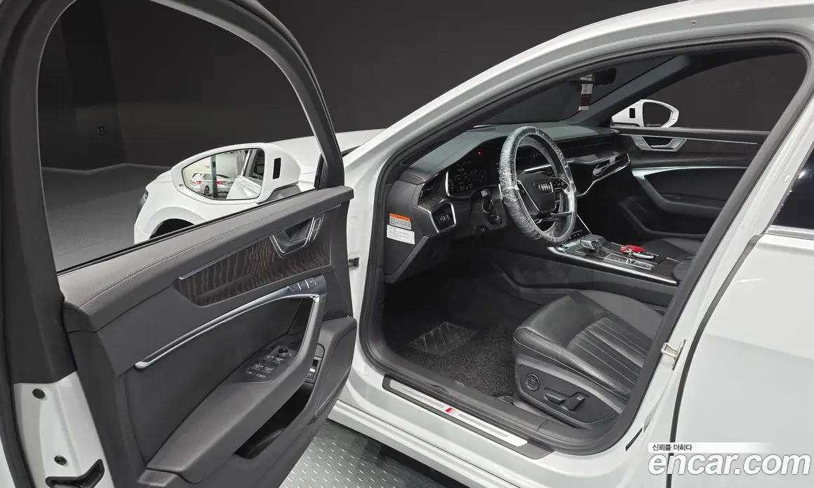 Audi A6 2021 2.0 автомат (гидро), фото 13