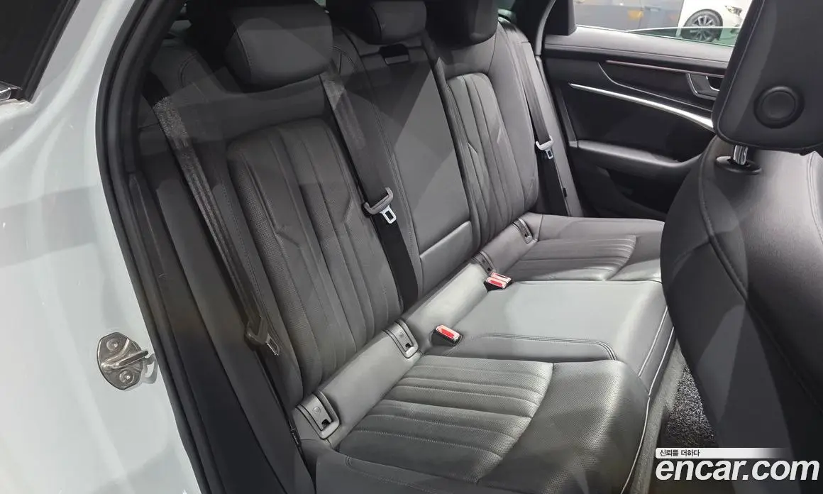 Audi A6 2021 2.0 автомат (гидро), фото 17