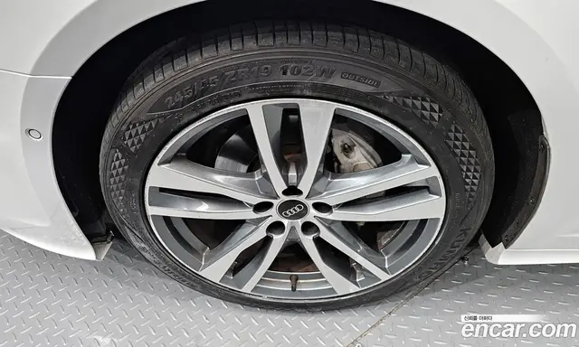 Audi A6 2021 2.0 автомат (гидро), миниатюра 5