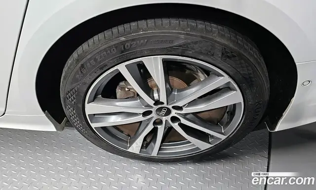 Audi A6 2021 2.0 автомат (гидро), миниатюра 7